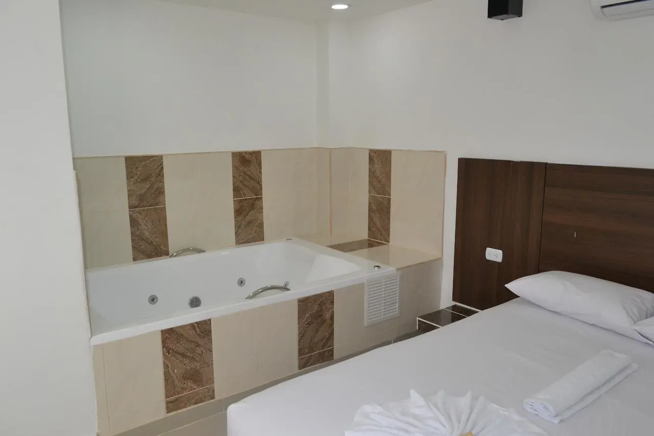 מדיין Hotel Luxton קולומביה