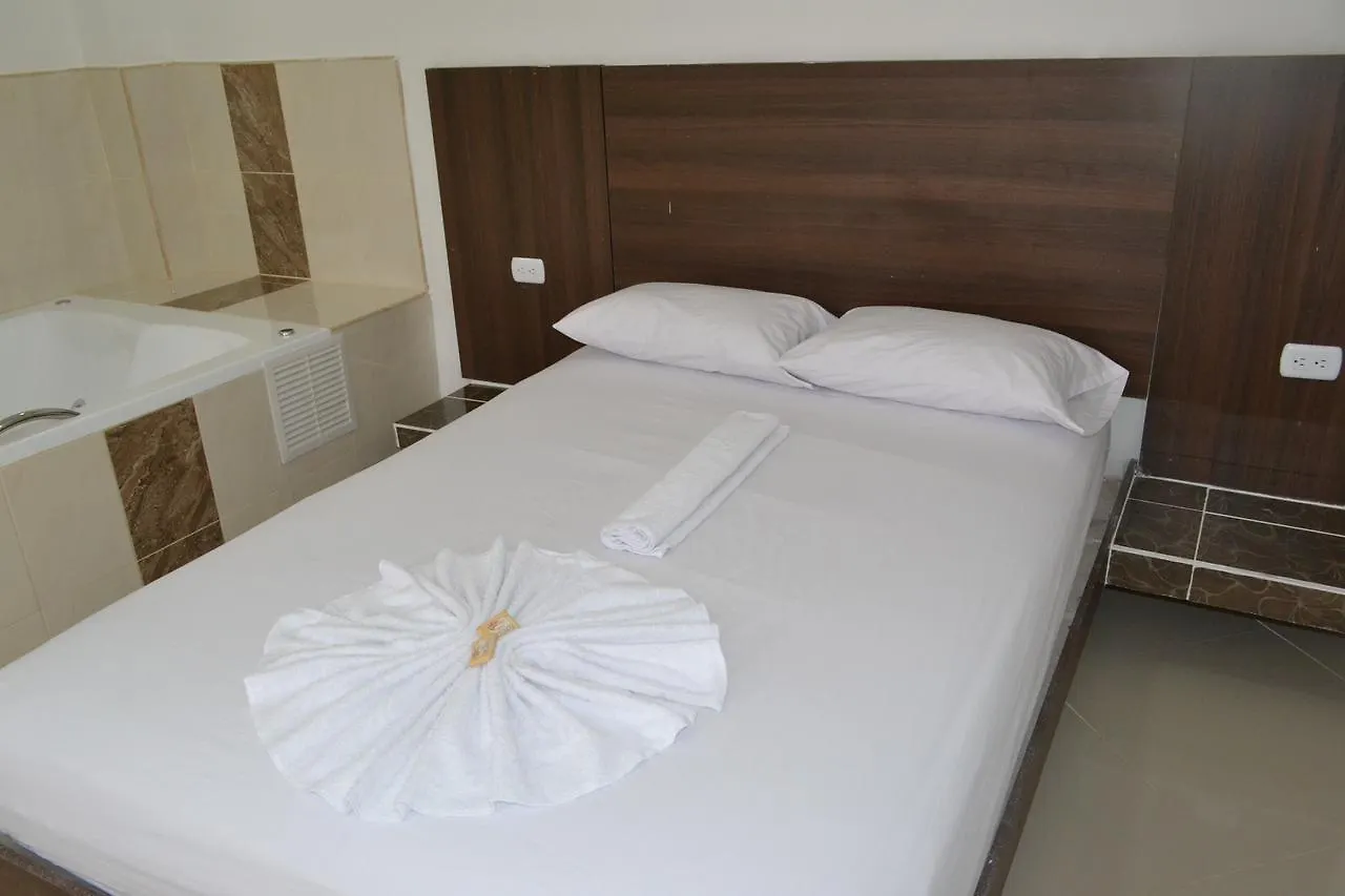 מדיין Hotel Luxton מלון ברמה אקונומית